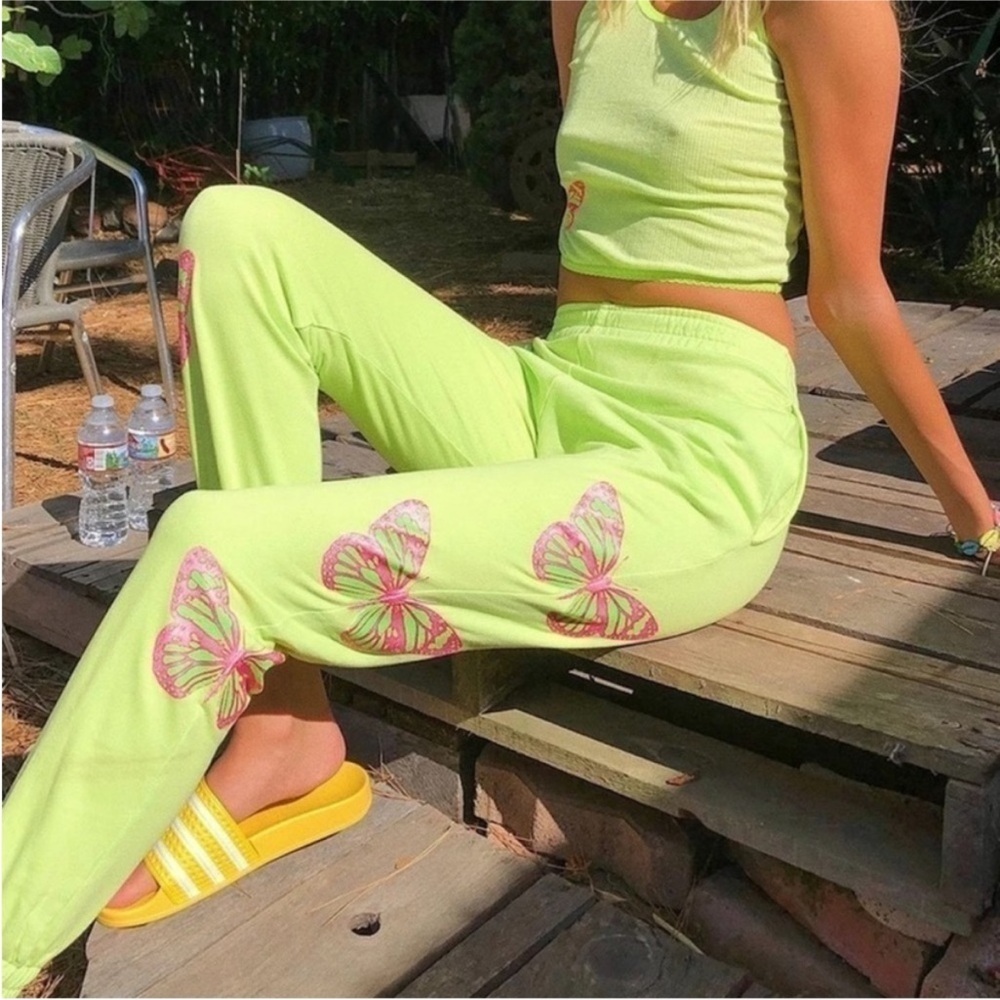 Frankies Bikinis Aiden Women's Lime Green Butterfly Print Sweat Pants medium